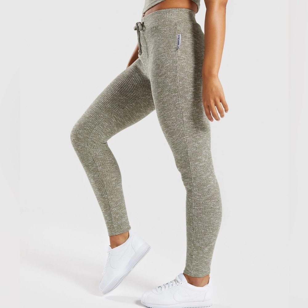 GYMSHARK Slounge Olive Green Leggings